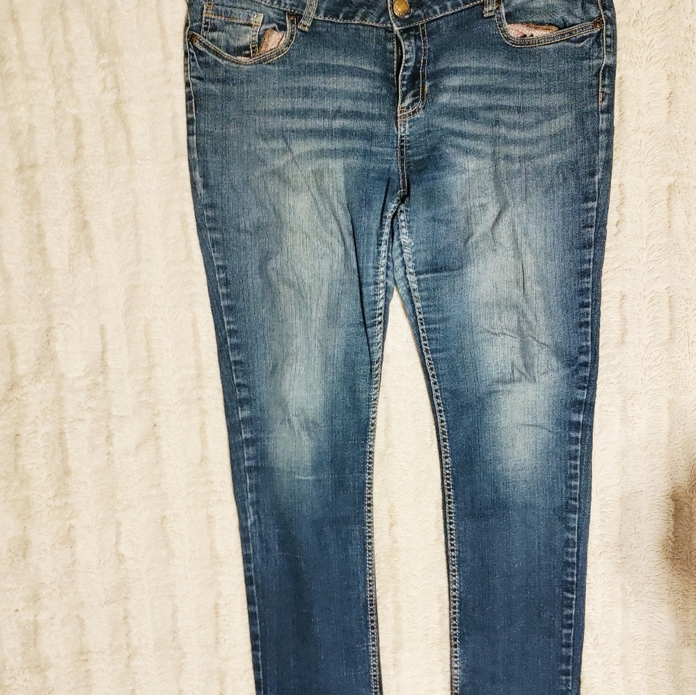 Women's Amethyst low rise skinny jeans size 17
